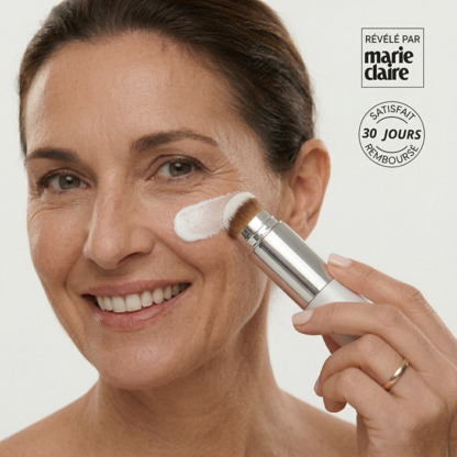 Fond de teint innovant avec pinceau intégré